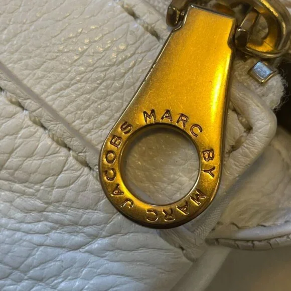 Marc Jacobs Grey and White Crossbody Purse - Picture 6 of 9